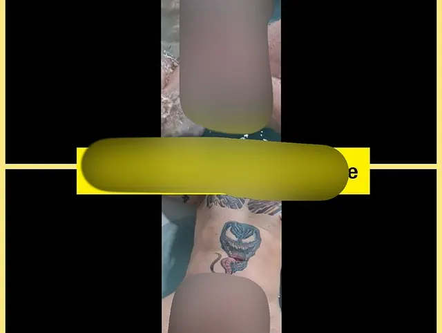Footjob in der Badewanne!