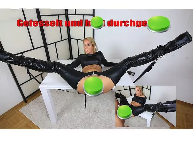Verfickte devote Lederschlampe gnadenlos benutzt