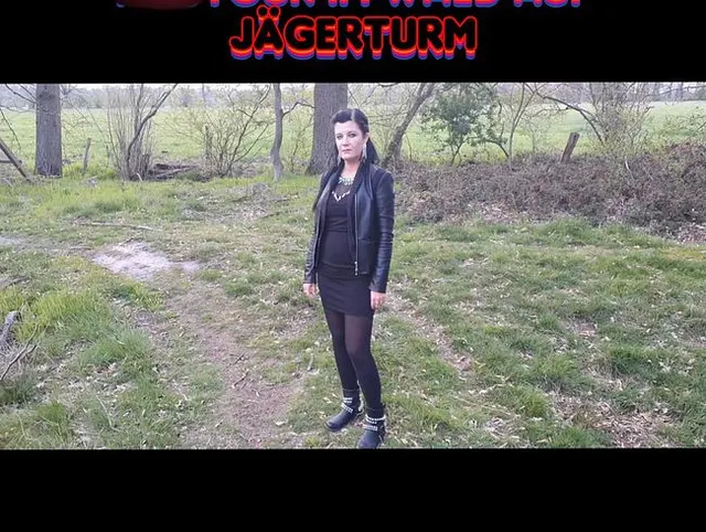 Pisstour im Wald auf Jägerturm.