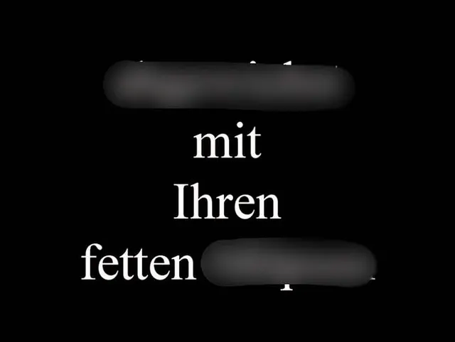 Geil - auf ihre fetten Titten abgewichst