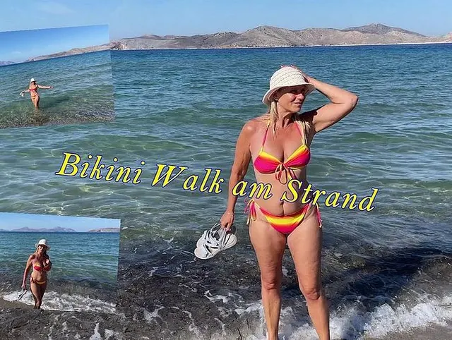 Bikini Walk am Strand