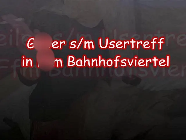 Ich fick den Sklaven anal mit Strapon