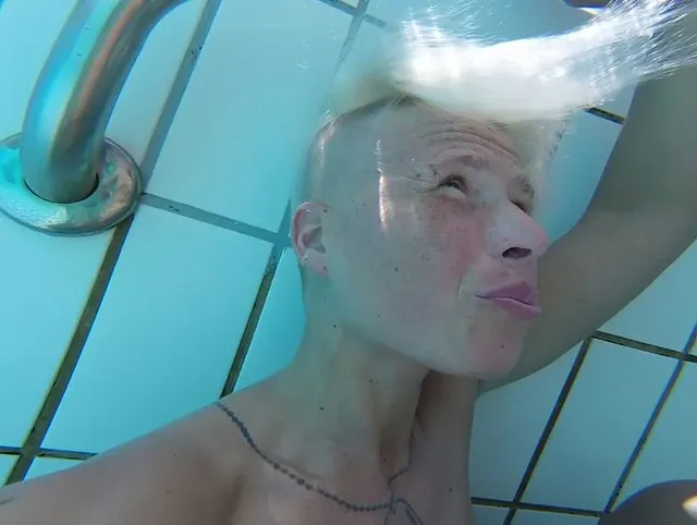 In der Therme meine Fotze zersprengt