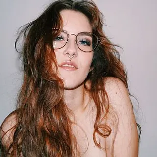 Profilbild von LauryDiamond