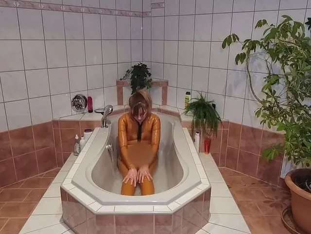 bade mit Latex Fraya