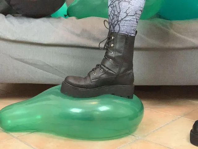 Schneller Stomp Pop: 5 Ballons