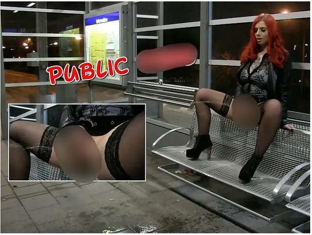 Dreister PUBLIC PISS am Bahnhof