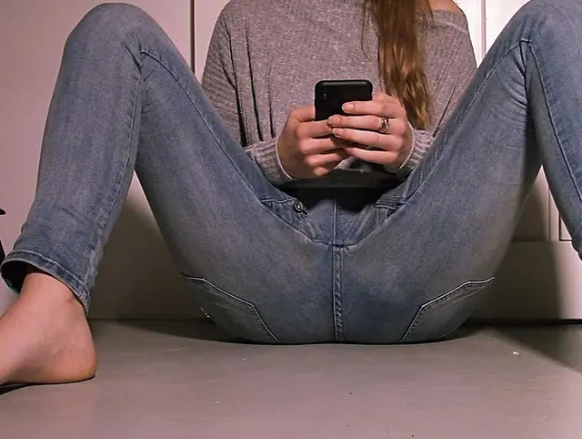 Sorry, zu beschäftigt.... Nass... ;)