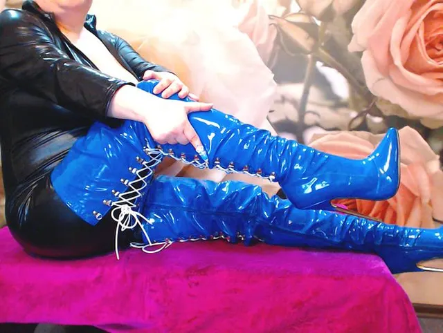 blaue Stiefel