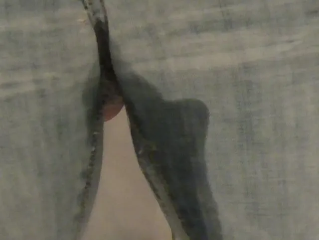 In usere Jeans von Jordan8703 gepisst