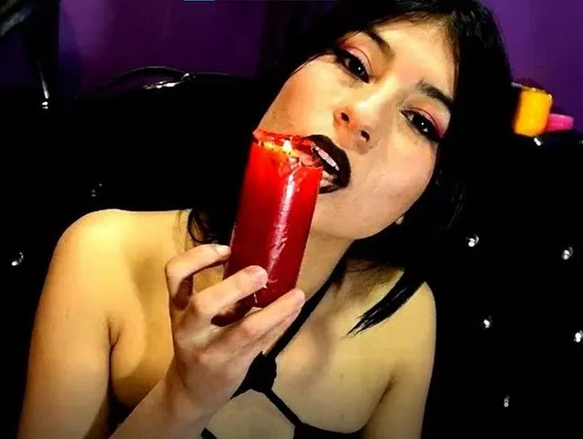 sumisa y esclava