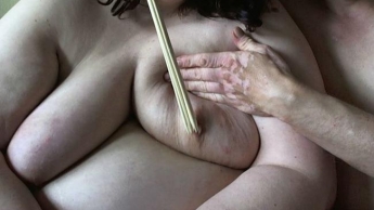 Drumsticks und Hängetitten