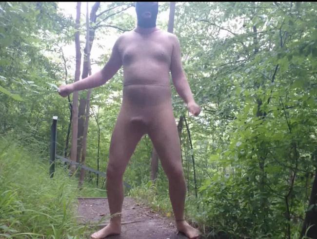 Feinstrumpfhosen und Maske auf Seilbahnberg ** Outdoor Spaß **