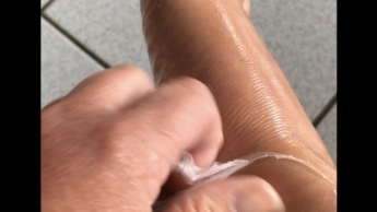 Fußpeeling abziehen