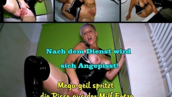 Geile Polizistin Pisst sich voll!