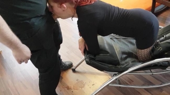 Luci darf während 2 Terminen ihre Maul Fotze herhalten