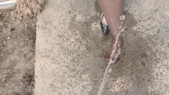 NinaVegas Total Fetish: Smoking, Balloon Burst, Nylon Pissing