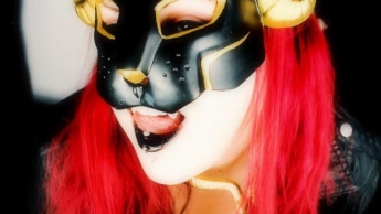 Pussy from Hell – Petplay + Fang Fetisch + Licking + Panting