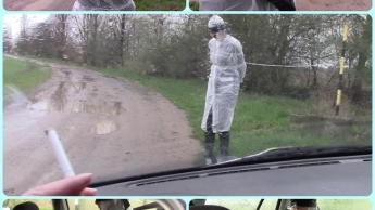 Seat belt and handcuffs 5. (and with handcuffs, raincoat in the rain)