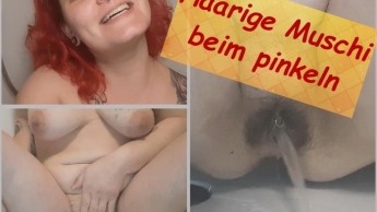 Userwunsch! Meine haarige Muschi beim pinkeln