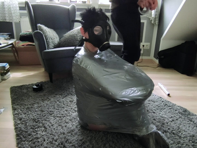 Wrapping up! Folie und Tape – Bondageaction