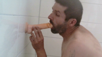 mit dildo in der dusche