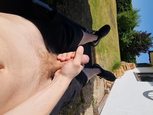 Outdoor cum Shot