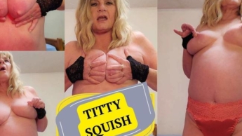 Hier ist ein Video für verführerische Brustliebhaber mit dem Titel „Titty Squishes“.