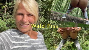 Wald Piss in der Mittagspause