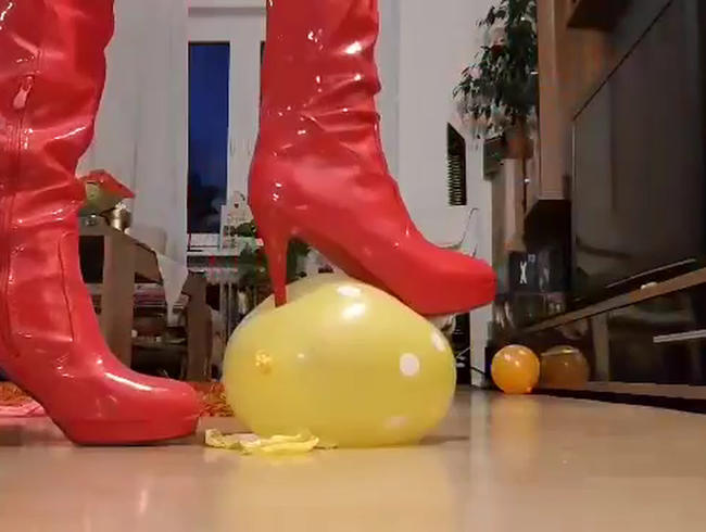 dominastiefel ausgeliehen