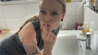 Rachepiss für den Ex! Wie erklärt er DAS jetzt seiner Neuen?!