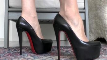 Geile Tagesaufgabe für High Heels Einsafter!