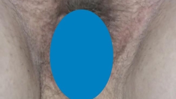 Tamponmuschi pisst