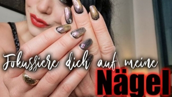 Fokussiere dich auf meine Nägel 04