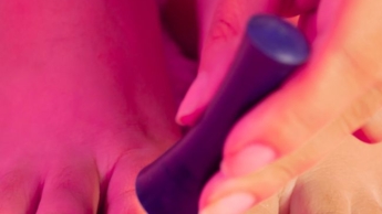 I paint your toenails for you foot lover