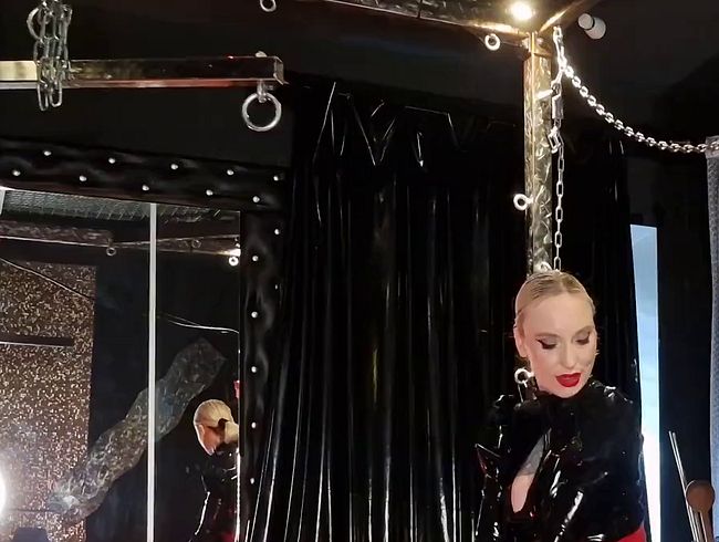 Latex Facesitting