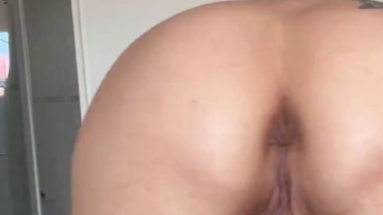 POV Footjob, ich kümmere mich mit meinen Füssen um dich und bettle dich um Sperma
