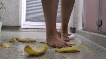 Honeymelon feetcrush