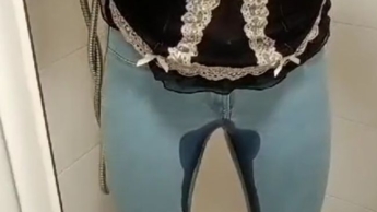 Userwunsch : Einfach mal in meine helle Jeans unter der Dusche NS laufen lassen
