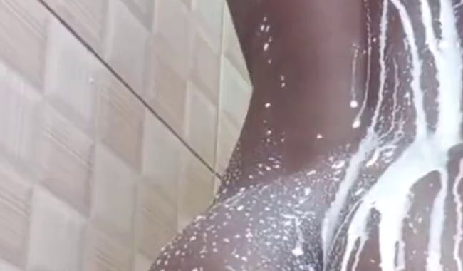 Sexy Ebony Creamy Temptations – Weiße Milch auf Schwarz für Sie!