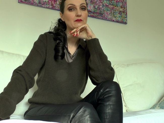 Stiefmutter im Kaschmir Pullover, Pullover Liebe, auf Pullover abspritzen POV, Lady Victoria