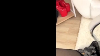 Bete deine sexy Göttin an