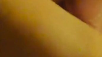 FOOTJOB, erster Versuch zärtlich und intensiv(No cum)