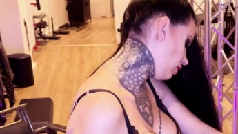 Krass Deepthroat und Analschlampe