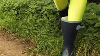 Wellness in the grass – Ich mache meine Gummistiefel erst dreckig und dann wieder sauber Waschanlage