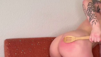 Wunsch-Video: User Sebastian möchte mich böses Mädchen bestrafen ;)