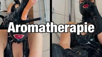 Extreme Aromatherapie mit deiner Latexherrin! Gehirnwäsche Non-Stop! Latex-Strapse und Countdown!