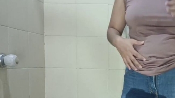 Ich kann die Verzweiflung nicht ertragen und mache mir in die Hose