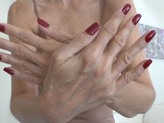 Aufregende rote lange Fingernägel, Joi, Lady Victoria
