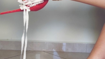Füße spielen mit slip